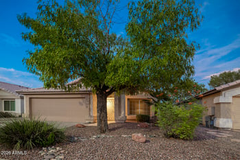 131 N Del Pueblo Pl, Chandler, AZ 85226