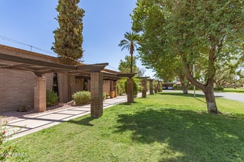 131 N Higley Rd #1, Mesa, AZ 85205