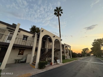 131 N Higley Rd #215, Mesa, AZ 85205