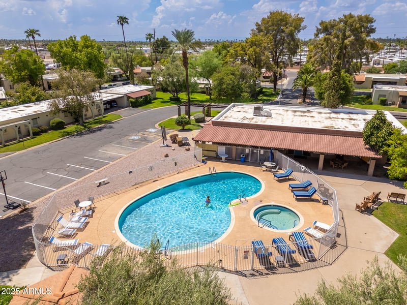 131 N Higley Rd #215, Mesa, AZ 85205