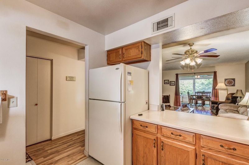 131 N Higley Rd #26, Mesa, AZ 85205