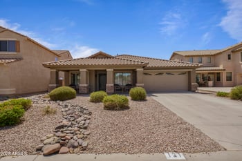 131 Pasture Canyon Dr, San Tan Valley, AZ 85143