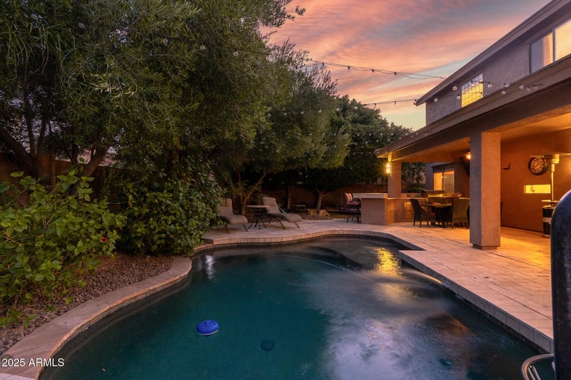 131 Roadrunner Dr, Chandler, AZ 85286
