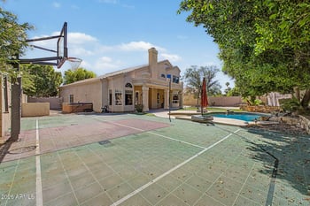 1310 Amberwood Dr, Phoenix, AZ 85045
