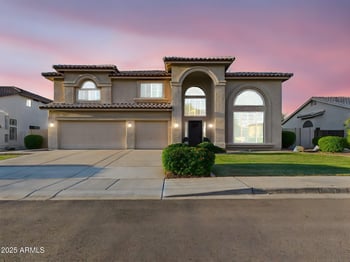 1310 Crescent Way, Chandler, AZ 85249