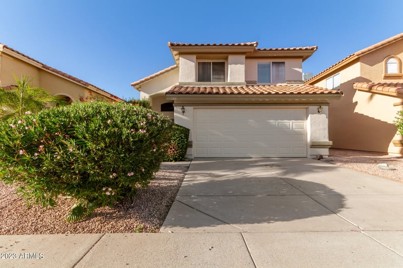 1310 E Angela Dr, Phoenix, AZ 85022