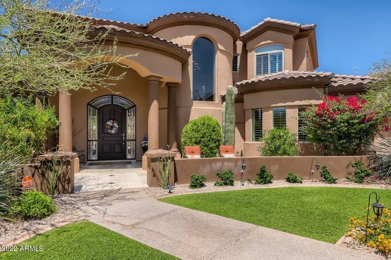 1310 E Desert Willow Dr, Phoenix, AZ 85048