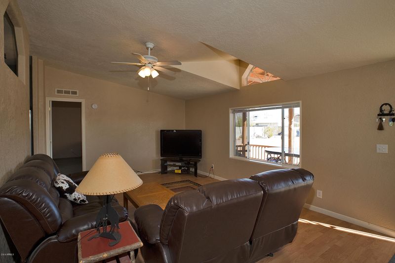1310 N 103rd Pl, Mesa, AZ 85207