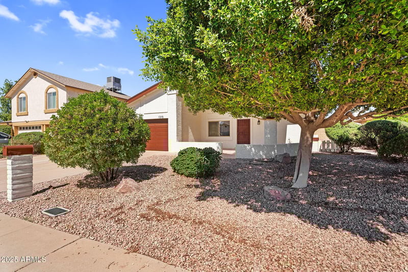 1310 Redmon Dr, Tempe, AZ 85283