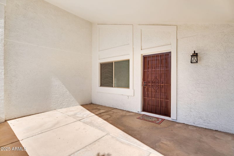 1310 Redmon Dr, Tempe, AZ 85283