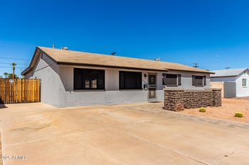 1310 Romo Jones St, Tempe, AZ 85281