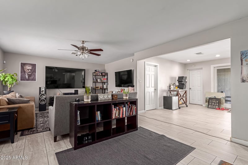 1310 Romo Jones St, Tempe, AZ 85281