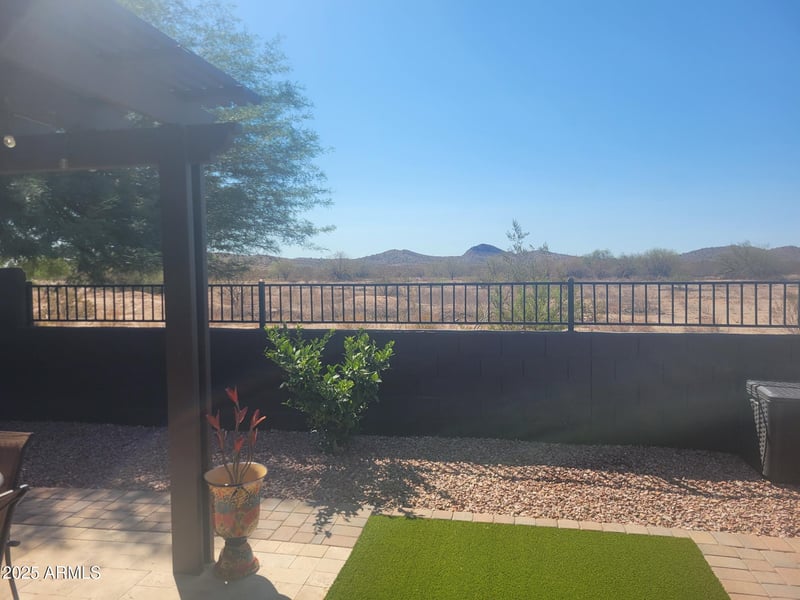 1311 Barrett Dr, San Tan Valley, AZ 85143