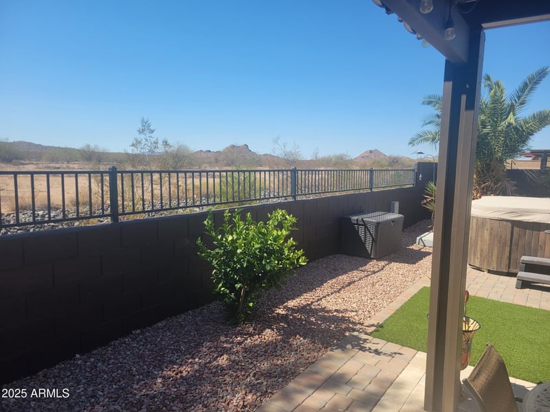 1311 Barrett Dr, San Tan Valley, AZ 85143