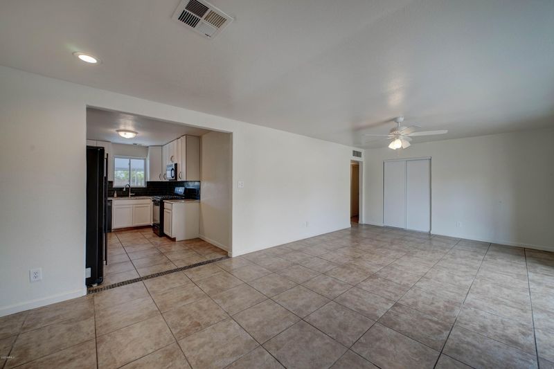 1311 E Palo Verde Dr, Phoenix, AZ 85014
