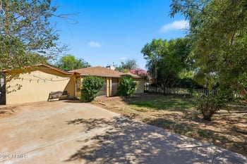 1311 31st St, Phoenix, AZ 85008