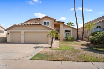 1311 Thunderhill Dr, Phoenix, AZ 85045