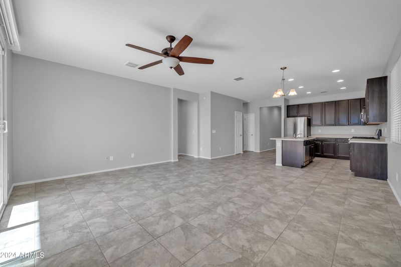 13115 W Tether Trl, Peoria, AZ 85383