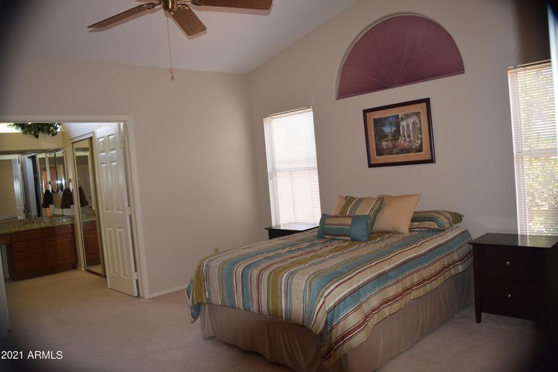 1312 E Beverly Ln, Phoenix, AZ 85022