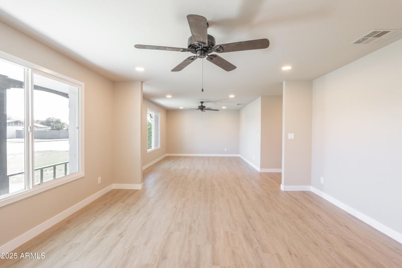 13120 23rd Ave, Phoenix, AZ 85029