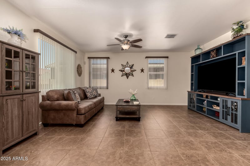 13123 Cottontail Ln, Peoria, AZ 85383