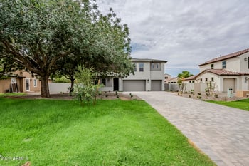 13134 Founders Park Blvd, Surprise, AZ 85379