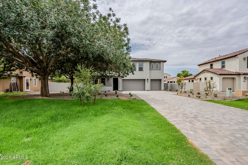 13134 Founders Park Blvd, Surprise, AZ 85379