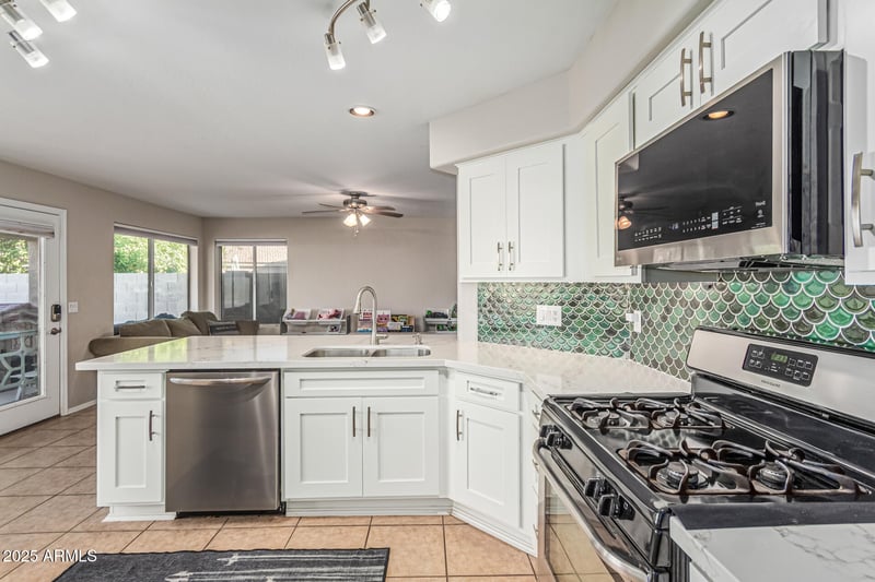 13136 Monte Vista Dr, Goodyear, AZ 85395