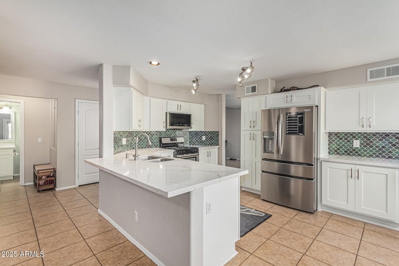 13136 Monte Vista Dr, Goodyear, AZ 85395