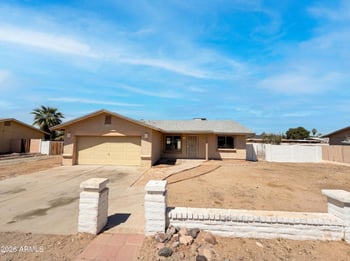 13138 Sierra Vista Dr, Glendale, AZ 85307
