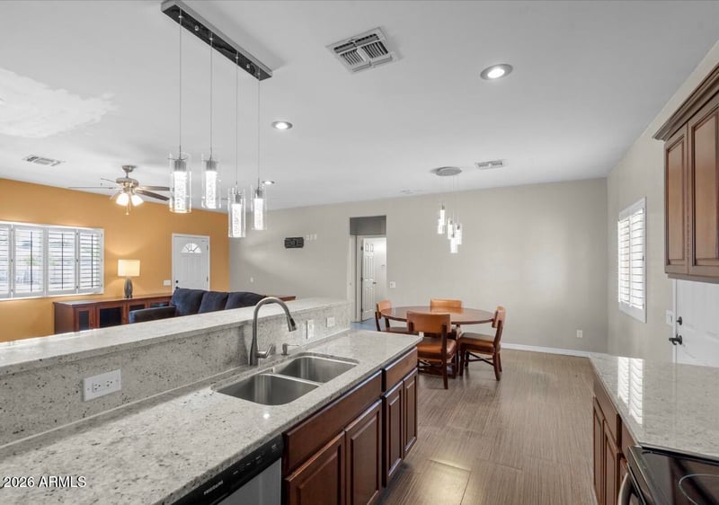 13139 W Tuckey Ln, Glendale, AZ 85307
