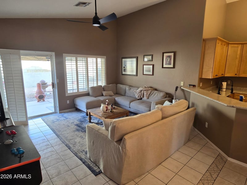 1314 E Sheena Dr, Phoenix, AZ 85022