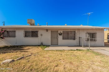13140 Tuckey Ln, Glendale, AZ 85307