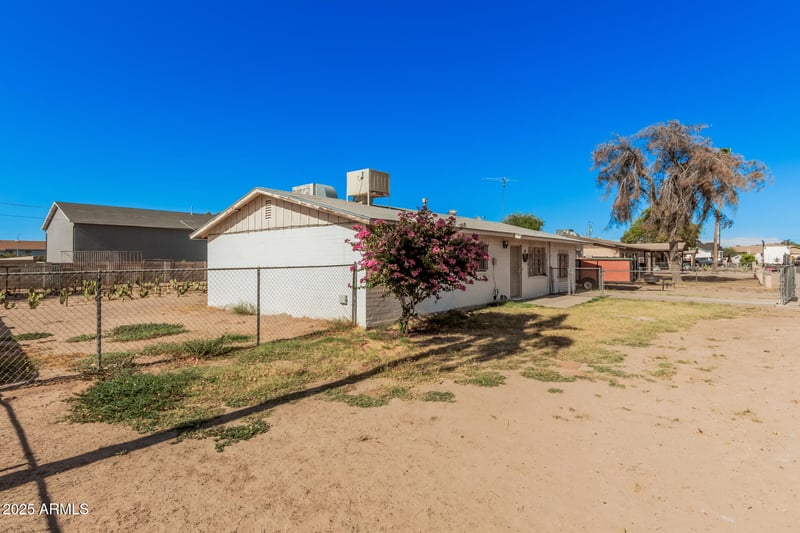 13140 Tuckey Ln, Glendale, AZ 85307