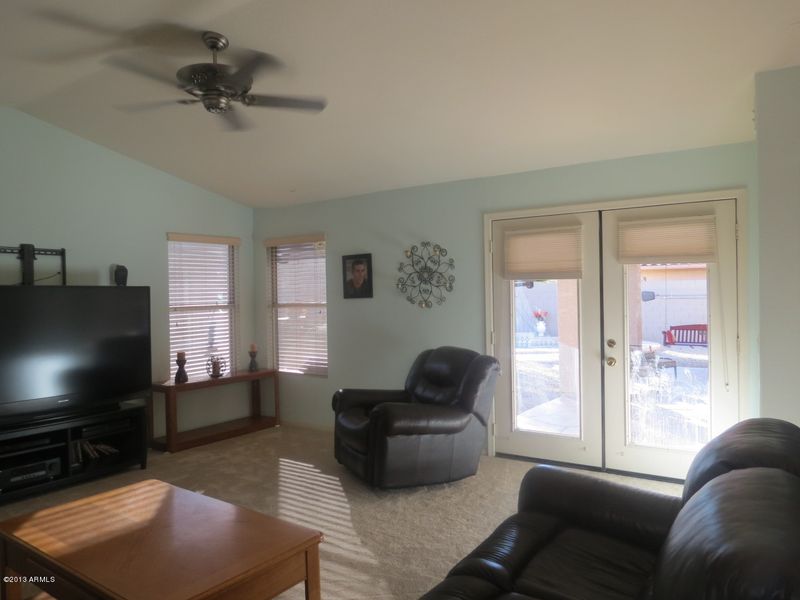 1315 E Horseshoe Ave, Gilbert, AZ 85296