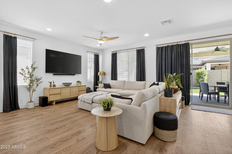 1315 Via De Olivos --, San Tan Valley, AZ 85140