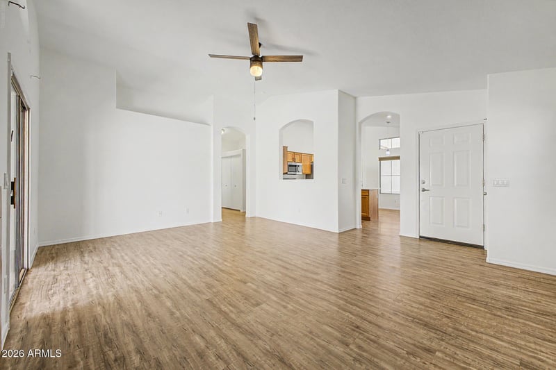 1315 W Kingbird Dr, Chandler, AZ 85286