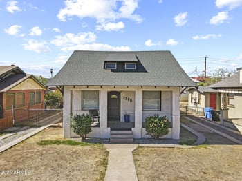 1315 Woodland Ave, Phoenix, AZ 85007