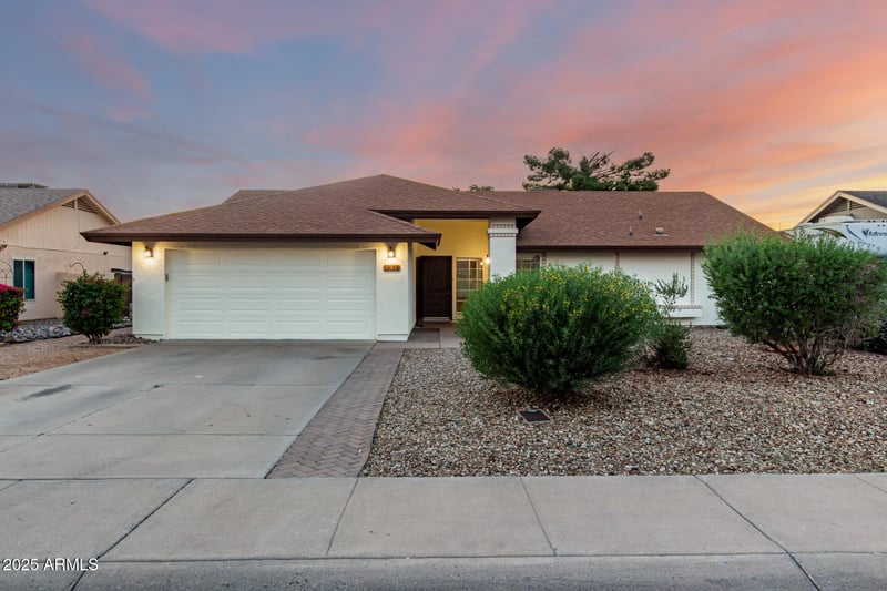 13158 81st Ave, Peoria, AZ 85381