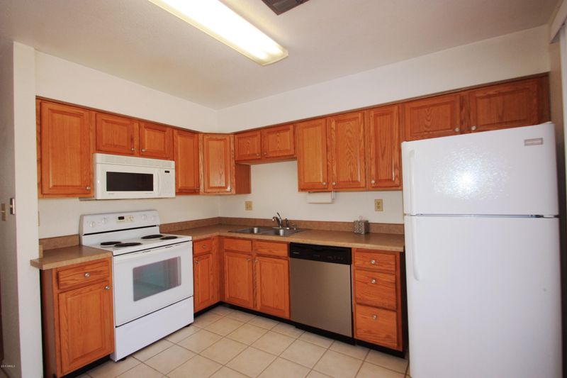 1316 E Palmdale Dr, Tempe, AZ 85282