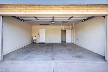 1316 Woodman Dr, Tempe, AZ 85283