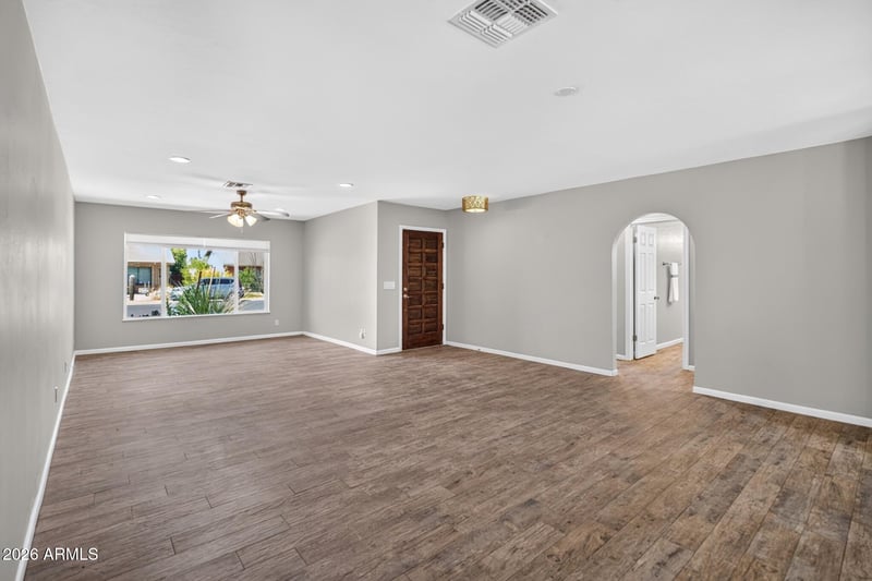 1316 Woodman Dr, Tempe, AZ 85283