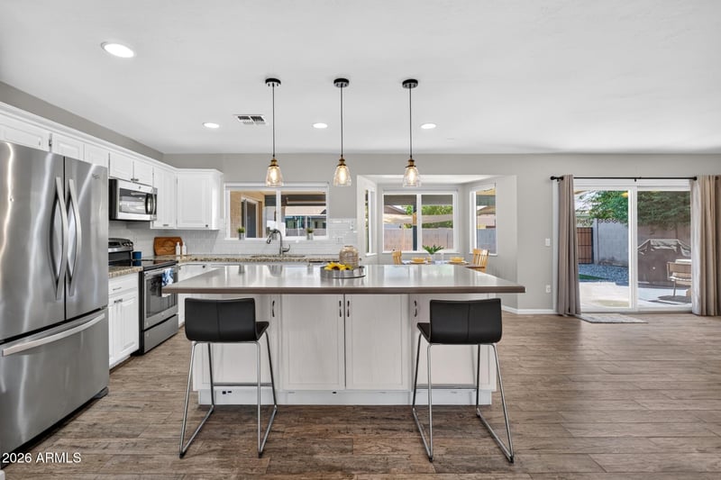 1316 Woodman Dr, Tempe, AZ 85283