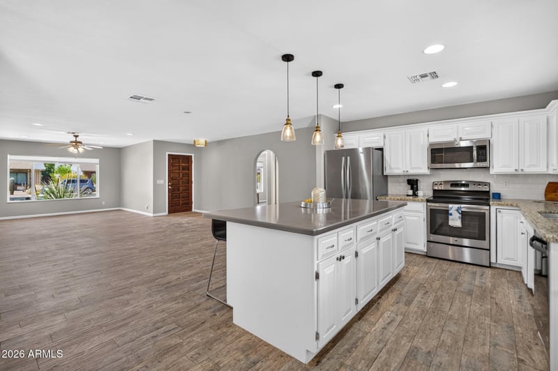 1316 Woodman Dr, Tempe, AZ 85283