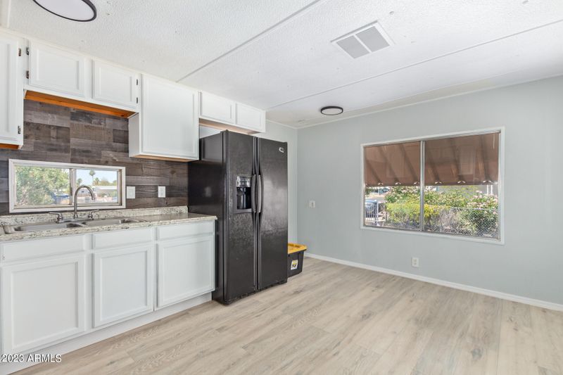 1316 W 2nd Ave, Apache Junction, AZ 85120