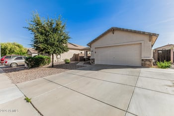 13163 Gelding Cir, Surprise, AZ 85379