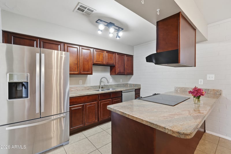 1317 E Desert Cove Ave, Phoenix, AZ 85020