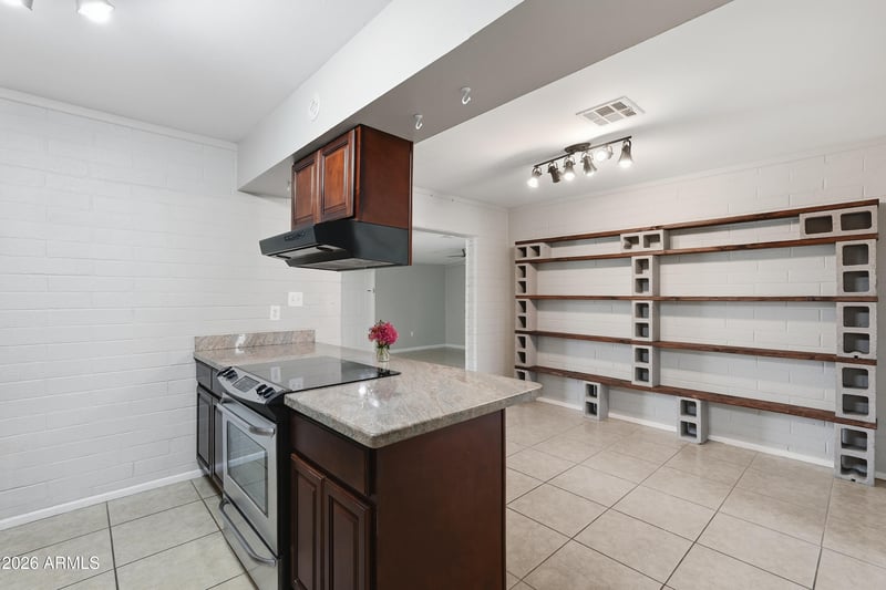 1317 E Desert Cove Ave, Phoenix, AZ 85020