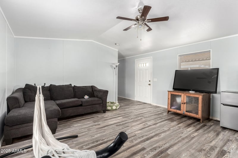 1317 Summerside Rd, Phoenix, AZ 85041