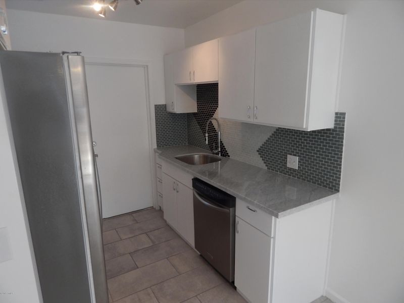 1317 W Mcdowell Rd, Phoenix, AZ 85007